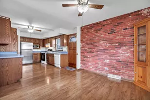9230 N Callero Dr, Niles, IL 60714 - Photo 5