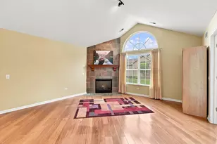 3335 Timbers Edge Cir, Joliet, IL 60431 - Photo 3