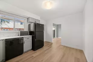 8812 Dee Rd, Des Plaines, IL 60016 - Photo 9