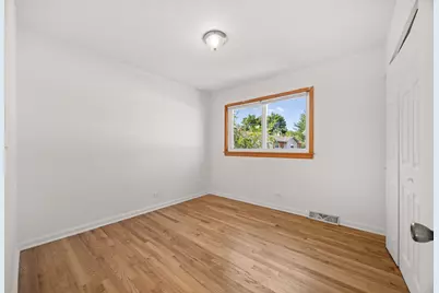 8812 Dee Road #A, Des Plaines, IL 60016 - Photo 15