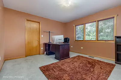 8220 Rutherford Drive, Woodridge, IL 60517 - Photo 21