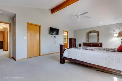8220 Rutherford Drive, Woodridge, IL 60517 - Photo 27