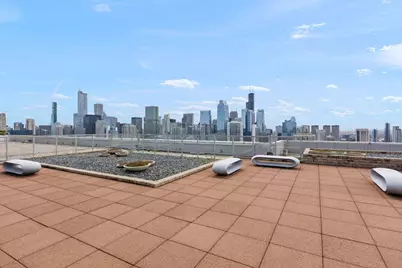 500 W Superior Street #1708, Chicago, IL 60654 - Photo 23