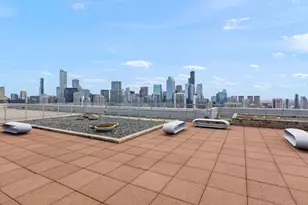 500 W Superior St, Chicago, IL 60654 - Photo 23