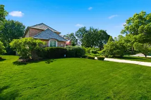 809 Edgemont Ln, Park Ridge, IL 60068 - Photo 57