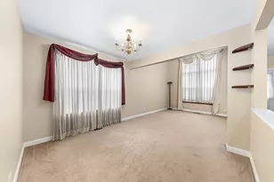 3202 Whitney Rd, Aurora, IL 60502 - Photo 7