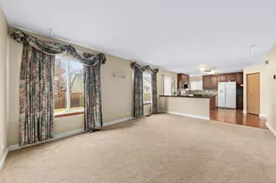 3202 Whitney Rd, Aurora, IL 60502 - Photo 11