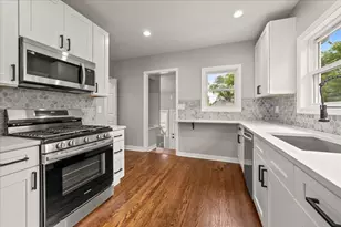 [Address not provided], Des Plaines, IL 60018 - Photo 9