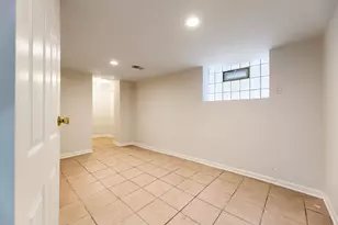 3520 W 58th Pl, Chicago, IL 60629 - Photo 19
