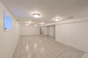 6328 N Troy St, Chicago, IL 60659 - Photo 15