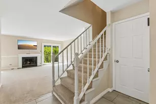 1326 Loughborough Ct, Wheaton, IL 60189 - Photo 3