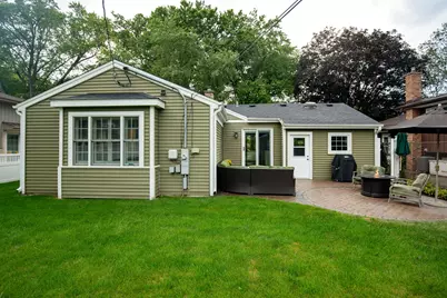 323 S Benton Street, Palatine, IL 60067 - Photo 11