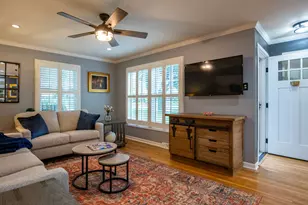 323 S Benton St, Palatine, IL 60067 - Photo 5