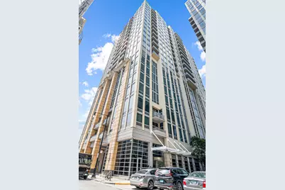 700 N Larrabee Street #1105, Chicago, IL 60610 - Photo 29