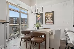 230 W Division St, Chicago, IL 60610 - Photo 7