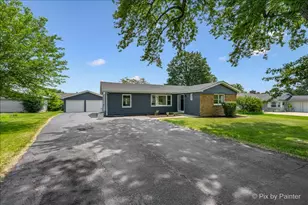 355 Hilltop Dr, North Aurora, IL 60542 - Photo 13