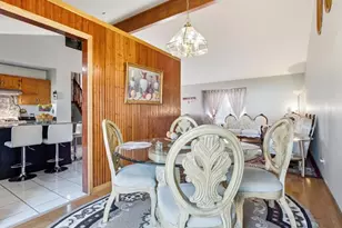 2010 Watertower Pl, Crest Hill, IL 60403 - Photo 19