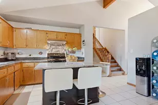 2010 Watertower Pl, Crest Hill, IL 60403 - Photo 21