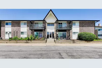 23A Kingery Quarter #102, Willowbrook, IL 60527 - Photo 1
