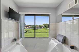 701 Parkview Ct, Roselle, IL 60172 - Photo 7