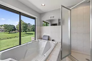 701 Parkview Ct, Roselle, IL 60172 - Photo 33