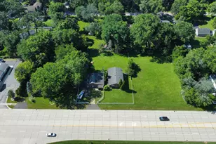 641 W Lake Cook Rd, Palatine, IL 60074 - Photo 15
