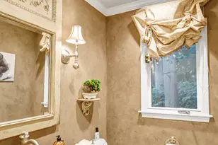 985 Chapel Ct N, Glen Ellyn, IL 60137 - Photo 21