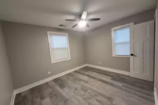 861 Campbell Ave, Calumet City, IL 60409 - Photo 7