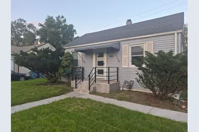 861 Campbell Avenue, Calumet City, IL 60409 - Photo 1