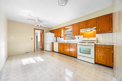 421 Geary Street, Centralia, IL 62801 - Photo 7