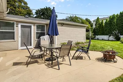 2311 Sigwalt Street, Rolling Meadows, IL 60008 - Photo 15