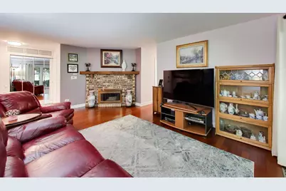 1456 N Elmhurst Road #101A, Mount Prospect, IL 60056 - Photo 9