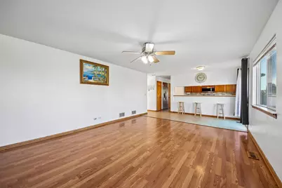 2400 Mark Avenue, Zion, IL 60099 - Photo 7