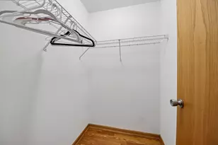 2400 Mark Ave, Zion, IL 60099 - Photo 17