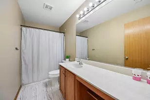 2400 Mark Ave, Zion, IL 60099 - Photo 27