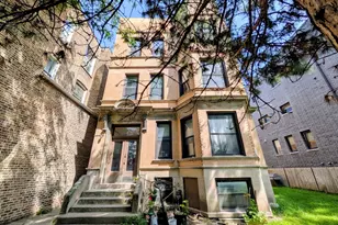 4943 N Winthrop Ave, Chicago, IL 60640 - Photo 1