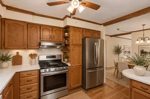 12812 Terrace Ln, Crestwood, IL 60418 - Photo 9