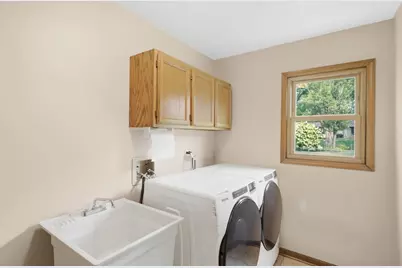 7810 Regency Grove Drive, Darien, IL 60561 - Photo 35