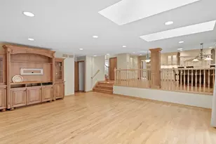 7810 Regency Grove Dr, Darien, IL 60561 - Photo 19