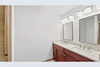 7810 Regency Grove Drive, Darien, IL 60561 - Photo 33