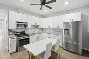 1622 S Karlov Ave, Chicago, IL 60623 - Photo 5