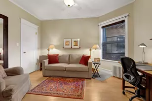 1318 W Granville Ave, Chicago, IL 60660 - Photo 13