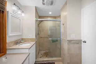 433 S Hill Ave, Elmhurst, IL 60126 - Photo 35