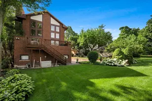 433 S Hill Ave, Elmhurst, IL 60126 - Photo 11