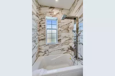 5050 N Ridgeway Avenue #1, Chicago, IL 60625 - Photo 9