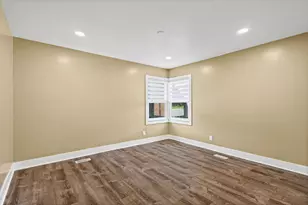 997 Wentworth Ave, Calumet City, IL 60409 - Photo 13