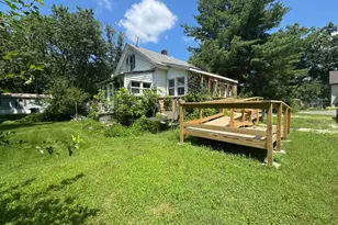 331 E Ellis St, Centralia, IL 62801 - Photo 3