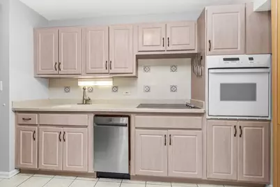 4250 N Marine Drive #2629, Chicago, IL 60613 - Photo 13