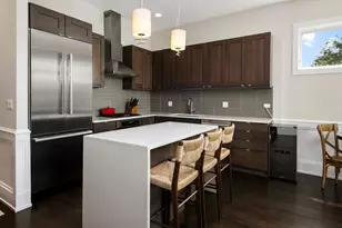 2147 N Southport Ave, Chicago, IL 60614 - Photo 7