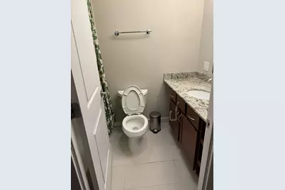 3033 N Sheridan Road #903, Chicago, IL 60657 - Photo 9
